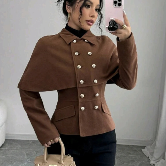 Collared Double Breasted Fitted Cape Jacket - Picture 6 of 6